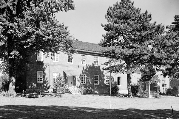 The Shawnee Methodist Mission in Shawnee, Kansas. Photograph courtesy of the Library of Congress.