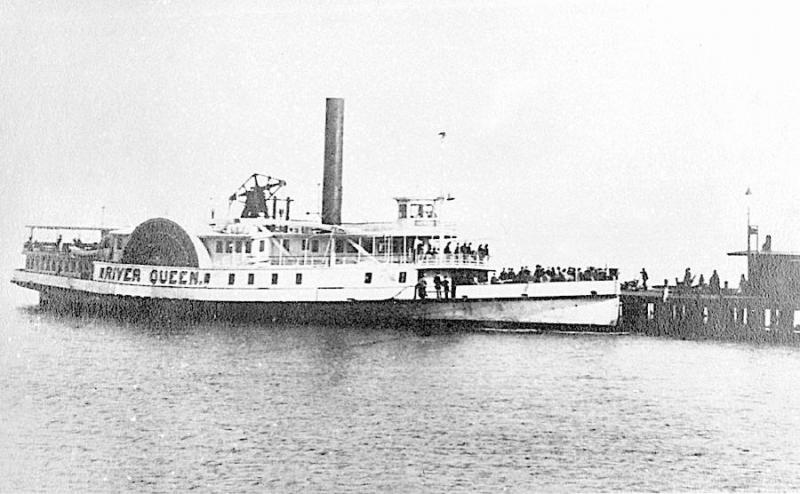 The steamboat River Queen, which hosted the Hampton Roads Conference between representatives of the Union and Confederate governments. Image courtesy of Wikipedia.