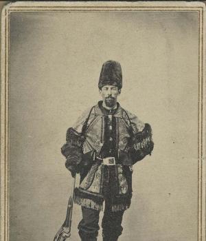 Photograph of Charles Jennison with a rifle
